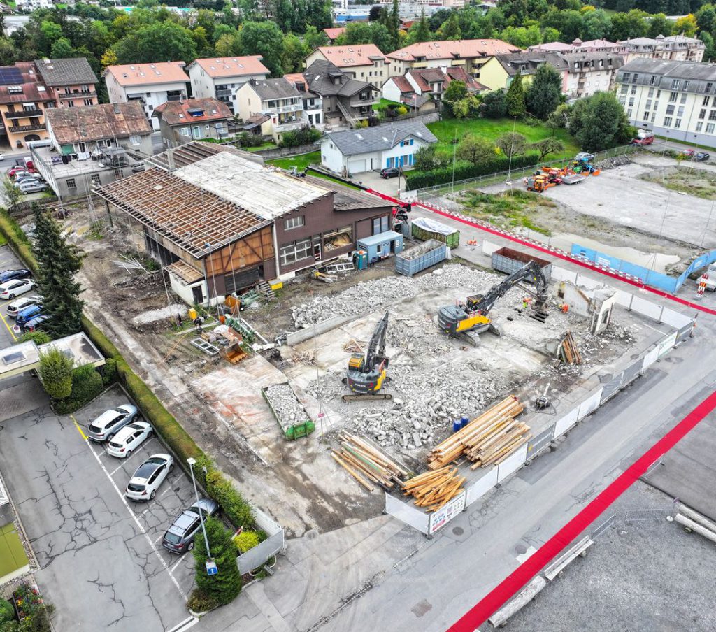 PPE Les Pins Sylvestres site in Châtel-St-Denis, aerial view